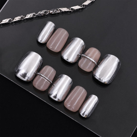 Short Squoval silver Minimalism Press On Nails