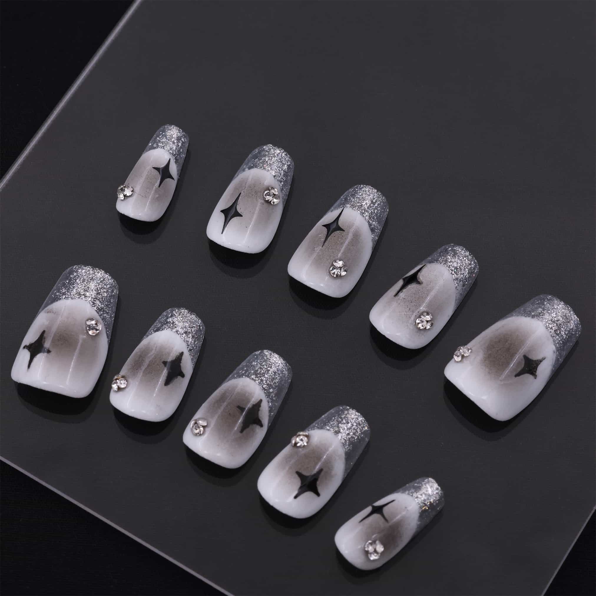 Christmas Short Coffin Silver Queen Frenchies Press On Nails